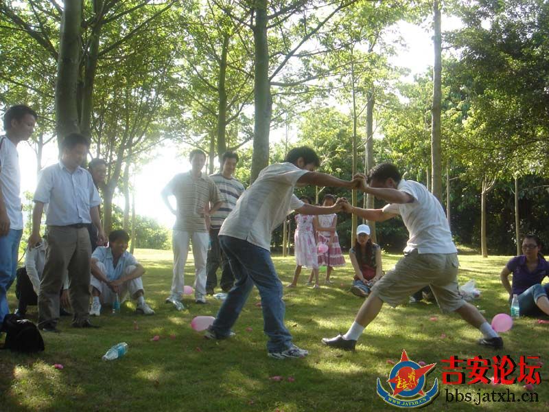 19_15_ebe87aca04db69f.jpg