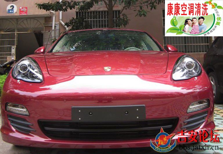 吉安的保时捷车
