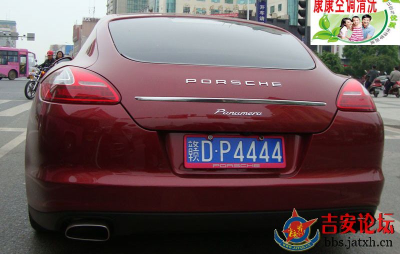吉安的保时捷车
